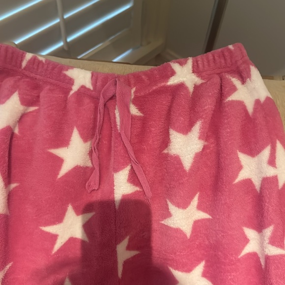 Beautiful pink cozy and fluffy star pants.  Had elastic band waist. - Picture 2 of 6